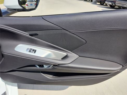 Used 2023 Chevrolet Corvette Stingray Coupe w/ 1LT image 26