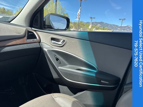 Used 2018 Hyundai Santa Fe Sport 2.0T w/ Cargo Package image 40