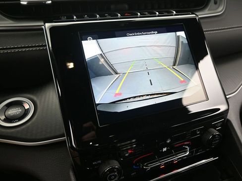 New 2025 Jeep Grand Cherokee L Laredo w/ Luxury Tech Group I image 37