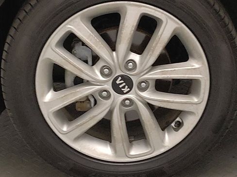 Used 2019 Kia Soul + image 31