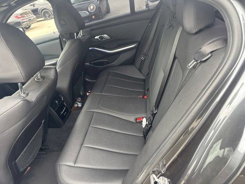 Used 2021 BMW 330i Sedan w/ Convenience Package RWD image 15