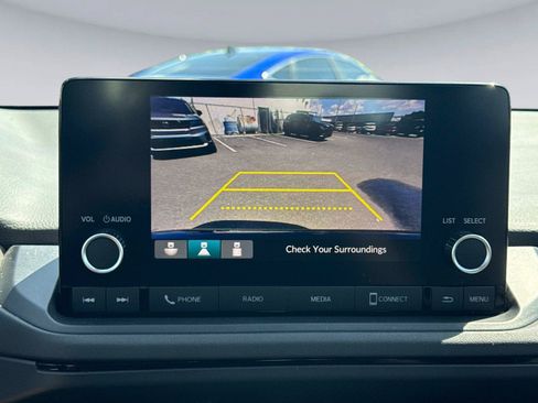 Certified 2023 Honda Accord LX image 21