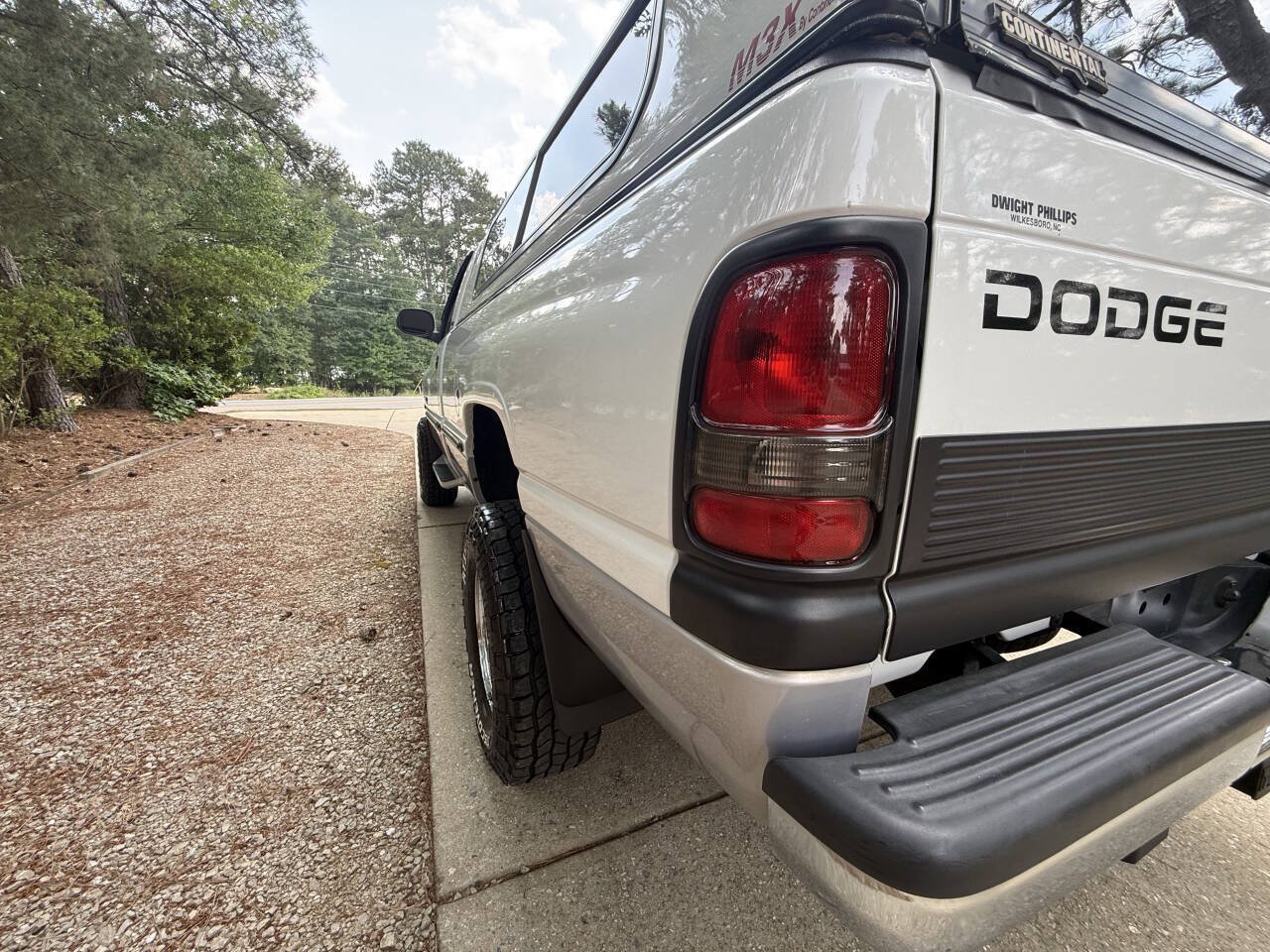 Used 1998 Dodge Ram 2500 Truck 4x4 Regular Cab image 3