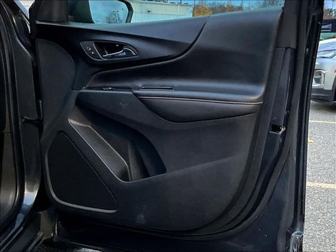 Certified 2022 Chevrolet Equinox Premier image 12