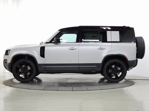 Used 2026 Land Rover Defender 110 S AWD/4WD image 2