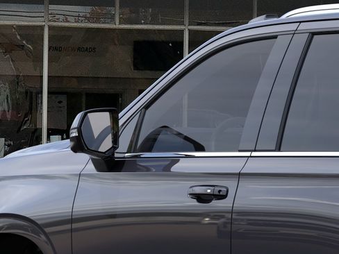 New 2026 Chevrolet Tahoe LT w/ Comfort Package AWD/4WD image 36