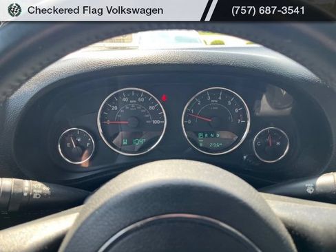 Used 2014 Jeep Wrangler Rubicon w/ Power Convenience Group AWD/4WD image 30