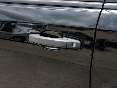 Used 2022 Chevrolet Silverado 1500 Custom w/ Safety Confidence Package AWD/4WD image 38