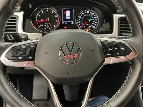 Used 2021 Volkswagen Atlas Cross Sport SE FWD image 29