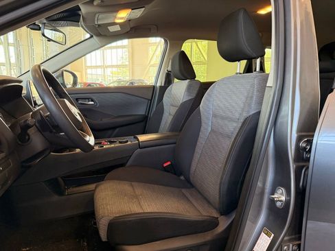 Used 2023 Nissan Rogue SV AWD/4WD image 8