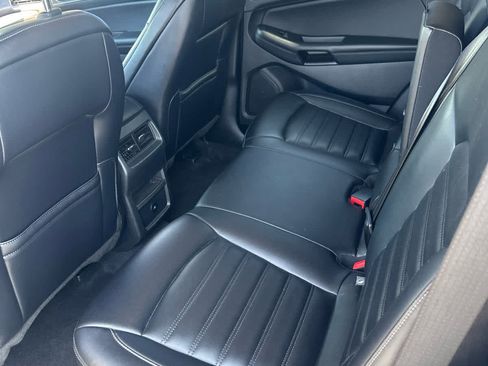 Used 2023 Ford Edge SEL AWD/4WD image 13