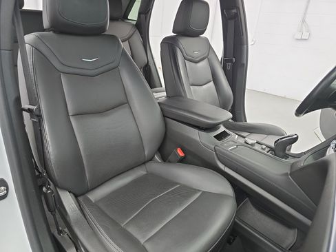 Used 2021 Cadillac XT5 Premium Luxury w/ LPO, Floor Liner Package AWD/4WD image 10