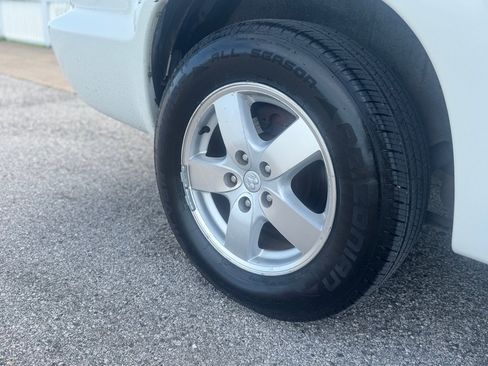Used 2007 Dodge Grand Caravan SXT image 8