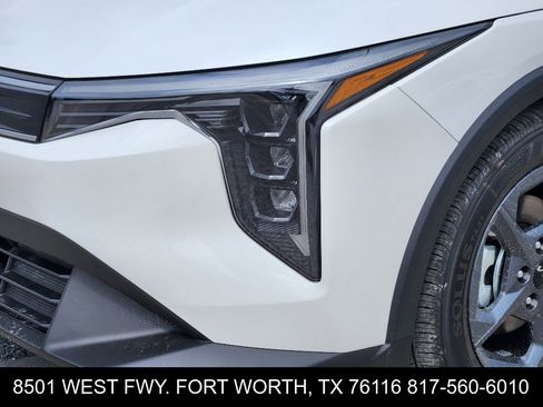 New 2026 Kia K4 LXS image 6