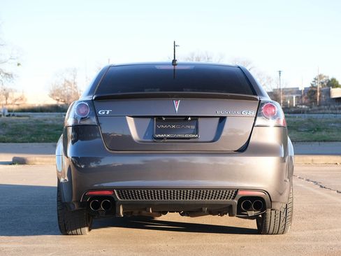 Used 2009 Pontiac G8 GT w/ Premium Package image 9