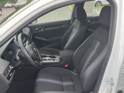 Used 2024 Honda Civic Sport image 11