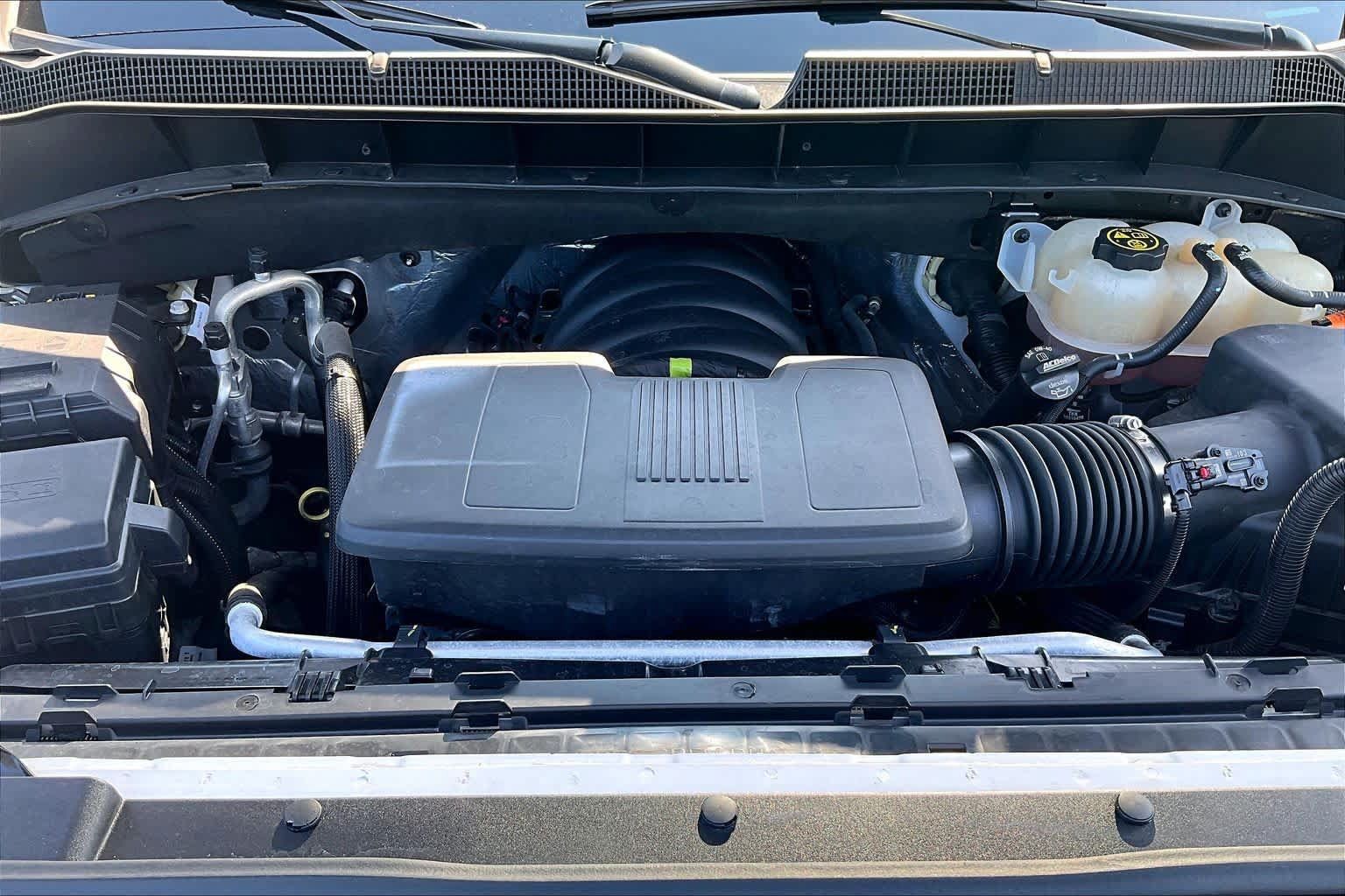 Used 2023 Chevrolet Silverado 1500 High Country w/ High Country Premium Package AWD/4WD image 33