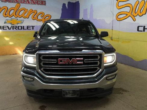 Used 2017 GMC Sierra 1500 SLE AWD/4WD image 3