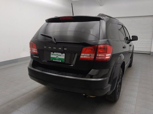 Used 2020 Dodge Journey SE w/ Blacktop Package FWD image 7