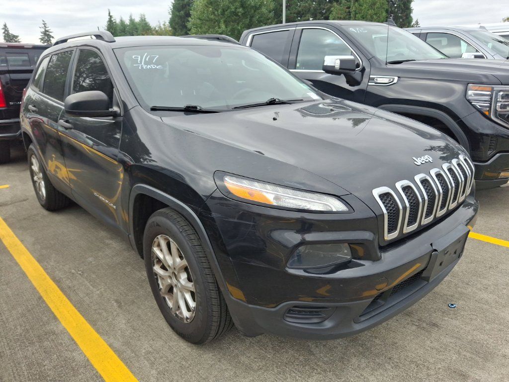 Used 2015 Jeep Cherokee Sport w/ Sport Appearance Group AWD/4WD image 2
