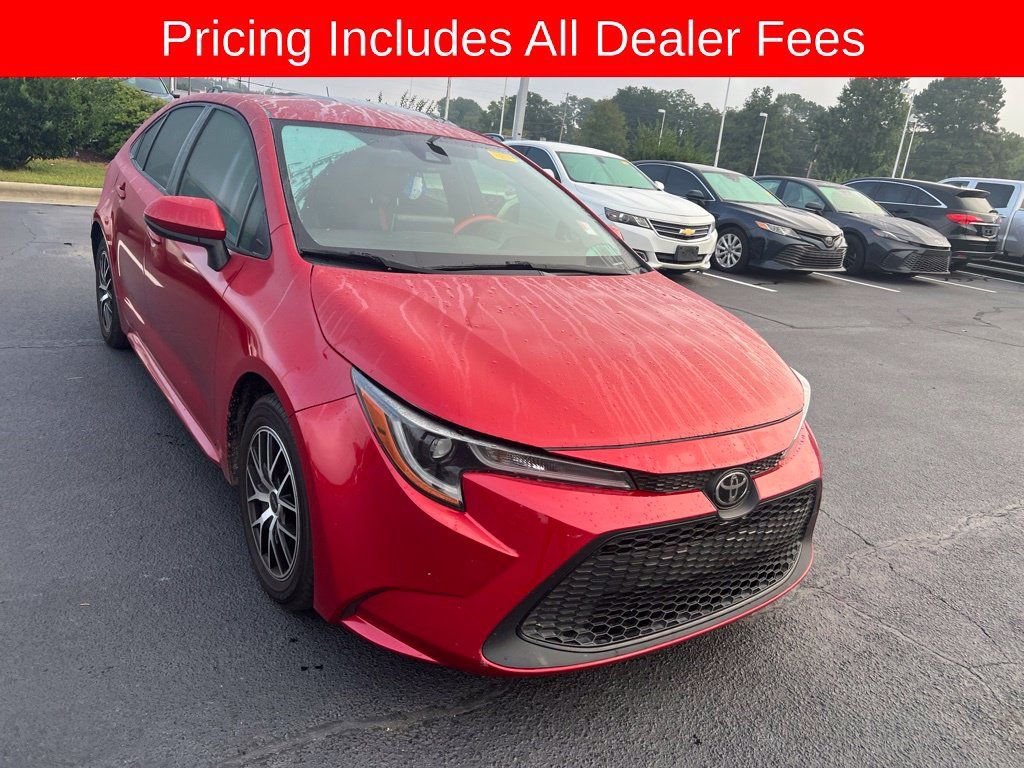 Used 2021 Toyota Corolla LE FWD image 11