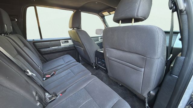 Used 2017 Ford Expedition XLT AWD/4WD image 26