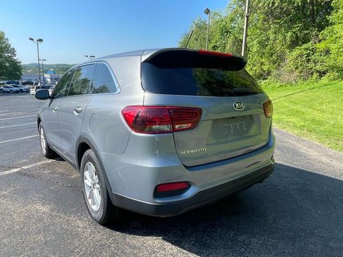 Used 2020 Kia Sorento LX AWD/4WD image 5