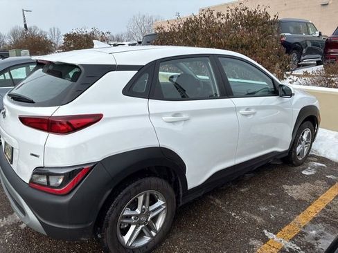 Certified 2023 Hyundai Kona SE w/ Cargo Package image 4