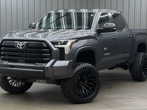 Used 2026 Toyota Tundra SR5 w/ SR5 Premium Package image 1