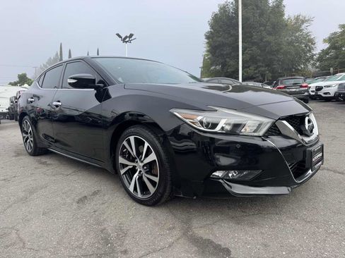 Used 2017 Nissan Maxima 3.5 SV image 1