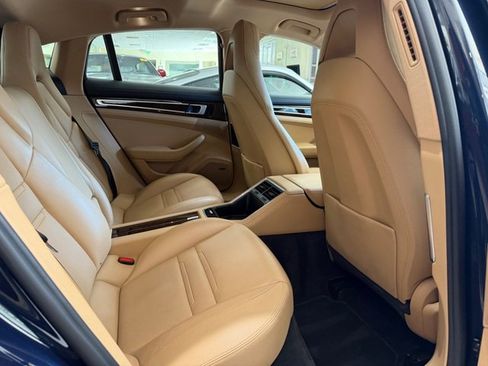 Used 2018 Porsche Panamera 4 AWD/4WD image 13