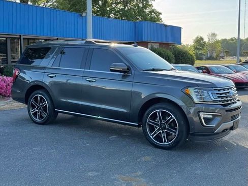Used 2019 Ford Expedition Limited w/ Special Edition Package image 8