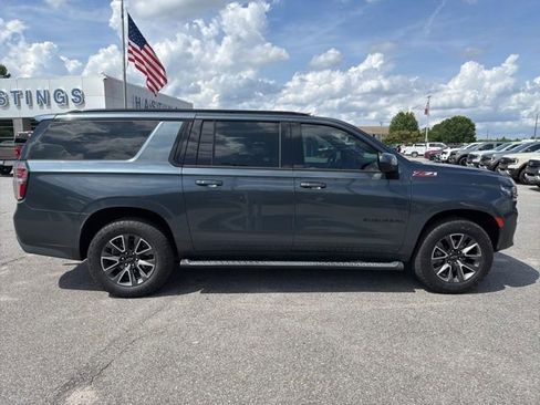 Used 2021 Chevrolet Suburban Z71 AWD/4WD image 7