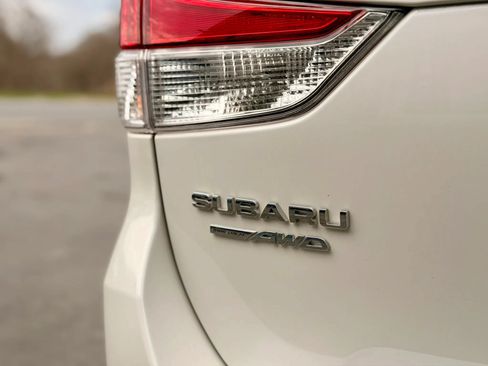 Used 2023 Subaru Forester Premium AWD/4WD image 6