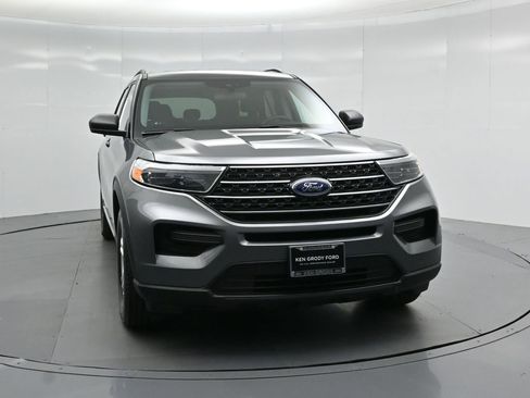 Certified 2022 Ford Explorer XLT image 59
