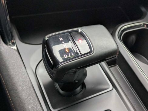 Used 2023 GMC Sierra 1500 AT4 w/ Technology Package image 30