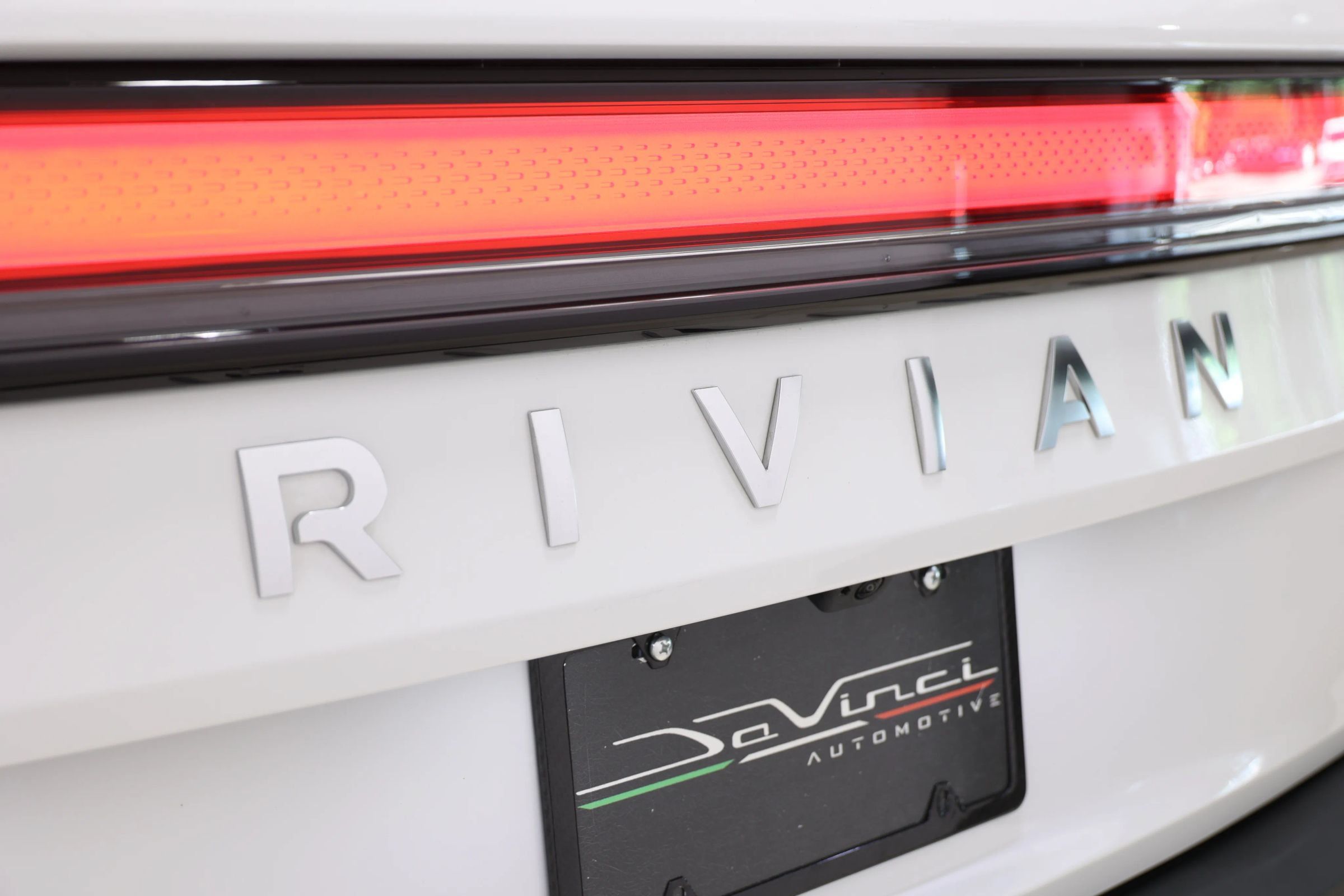 Used 2024 Rivian R1S Adventure Quad AWD/4WD image 76