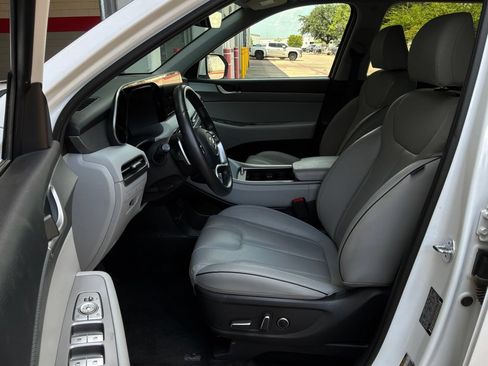 Used 2025 Hyundai Palisade SEL FWD image 10