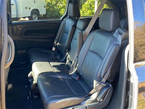 Used 2023 Honda Odyssey Sport image 9