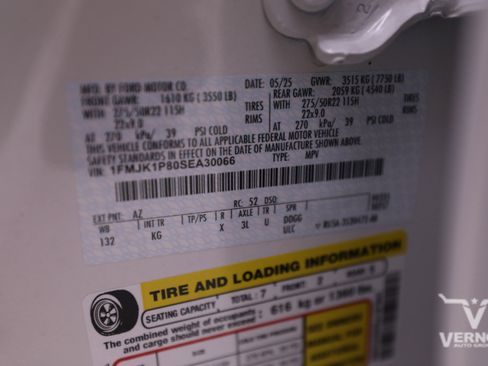 Used 2025 Ford Expedition Max King Ranch image 13