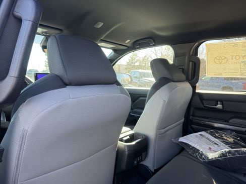 New 2026 Toyota Tacoma TRD Off-Road AWD/4WD image 15
