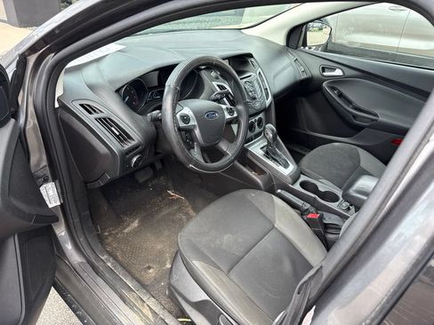 Used 2014 Ford Focus SE FWD image 5