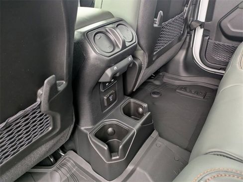 New 2025 Jeep Gladiator Mojave w/ Convenience Group image 27