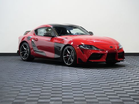 Used 2020 Toyota Supra Premium w/ Driver Assist Package RWD image 5