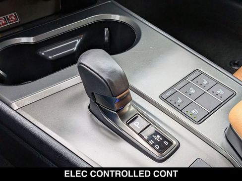 Used 2025 Lexus UX 300h AWD w/ Cold Area Package image 9