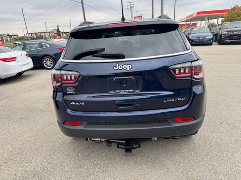 Used 2018 Jeep Compass Limited image 6