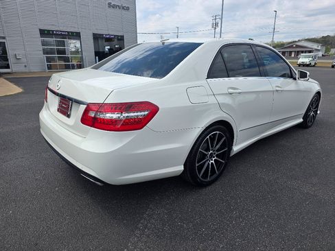 Used 2010 Mercedes-Benz E 350 Luxury image 3