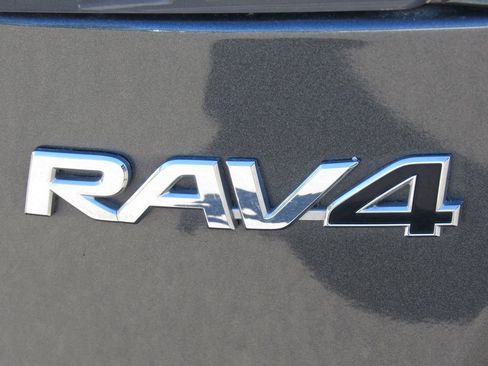 Certified 2021 Toyota RAV4 Limited AWD/4WD image 8