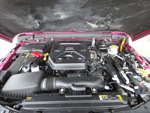 Used 2022 Jeep Wrangler Unlimited Rubicon 4xe w/ Dual Top Group image 76