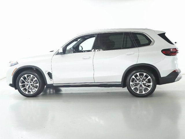 Used 2025 BMW X5 xDrive40i AWD/4WD image 41